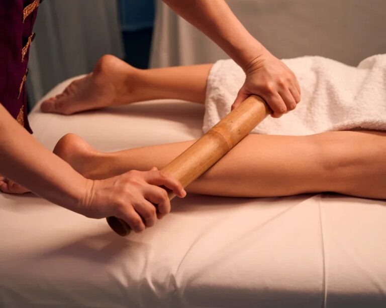 massagem-com-bambu